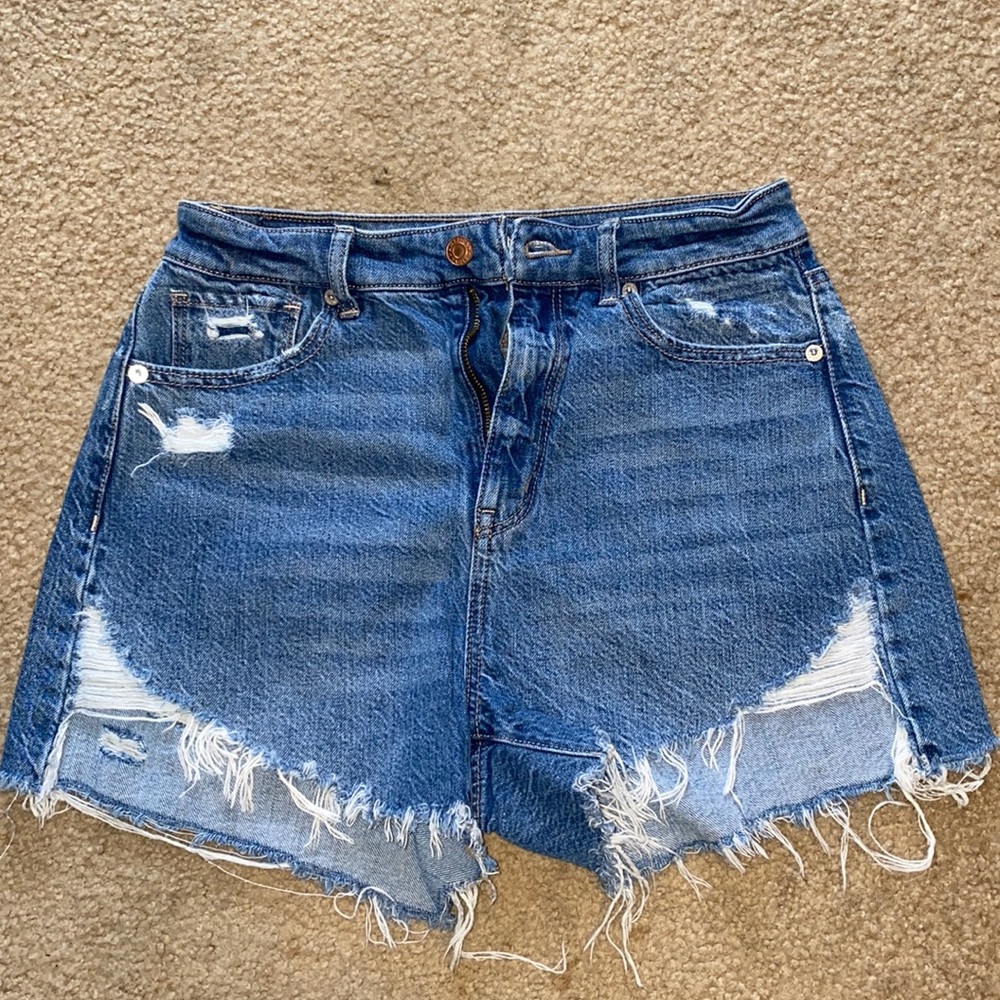 American Eagle High Waisted Mom Jean Shorts